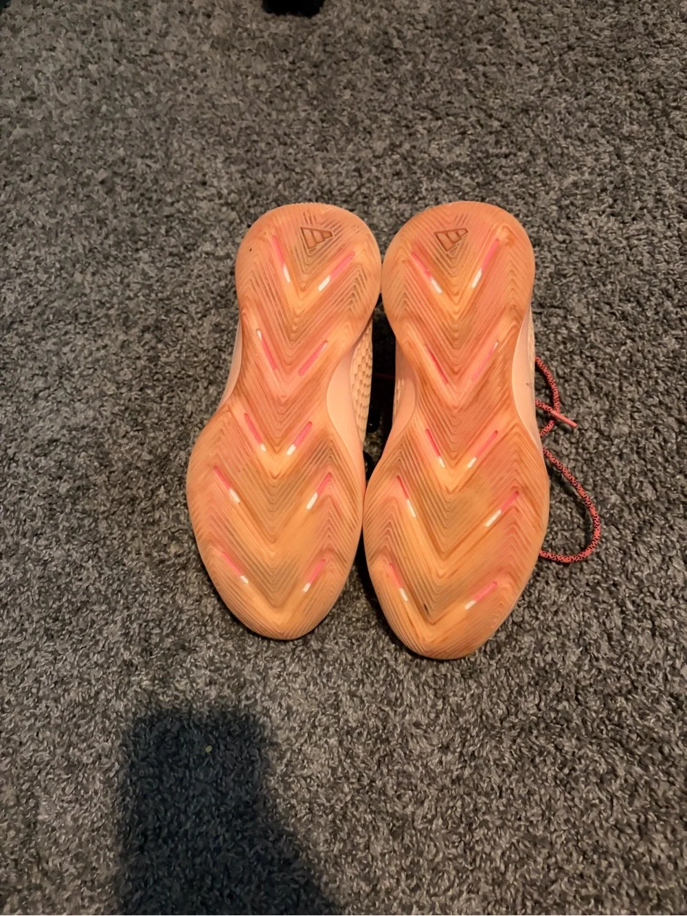 AE 1 Basketball Shoes